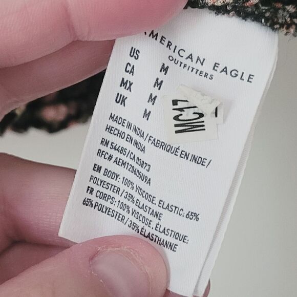 New American Eagle Floral Smocked Ruffle Sleeve Blouse Size Medium NWT - Picture 7 of 8